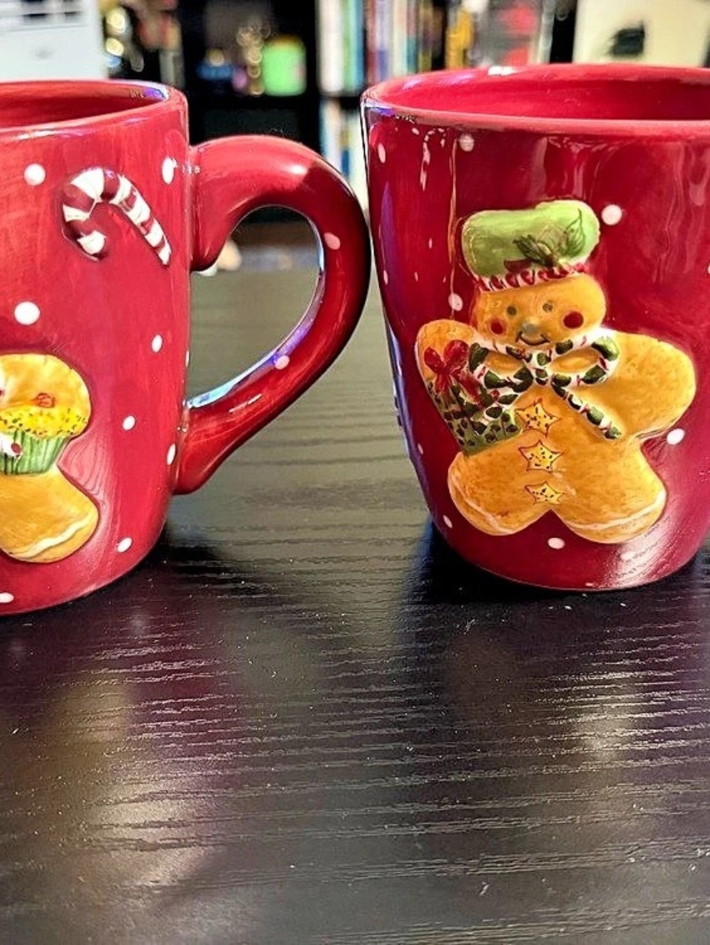 Laurie Gates Christmas Treat Gingerbread Mugs Red & Green